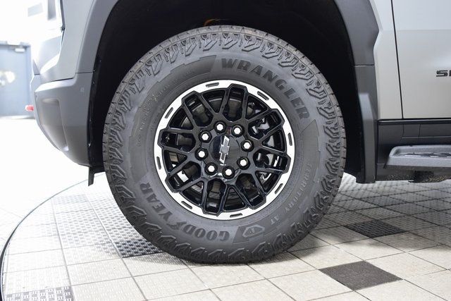 2026 Chevrolet Silverado EV e4WD Crew Cab Extended Range Trail Boss - 22920739 - 25