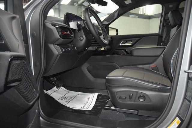 2026 Chevrolet Silverado EV e4WD Crew Cab Extended Range Trail Boss - 22920739 - 35