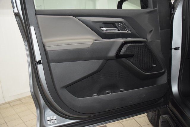 2026 Chevrolet Silverado EV e4WD Crew Cab Extended Range Trail Boss - 22920739 - 40