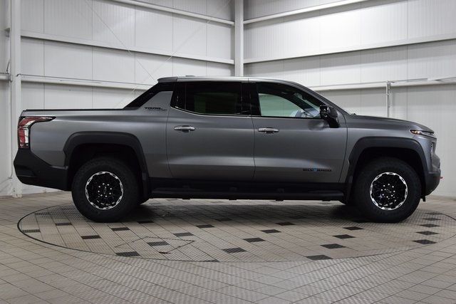 2026 Chevrolet Silverado EV e4WD Crew Cab Extended Range Trail Boss - 22920739 - 8