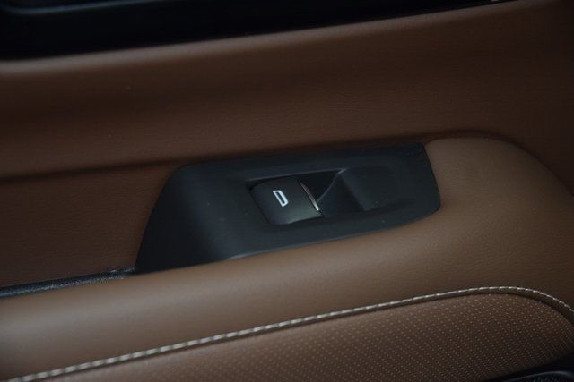 2026 Chevrolet Suburban 4WD 4dr High Country - 22911466 - 44