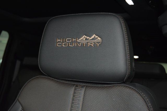 2026 Chevrolet Suburban 4WD 4dr High Country - 22911518 - 40