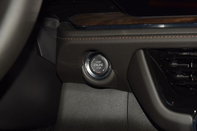 2026 Chevrolet Suburban 4WD 4dr High Country - 22920771 - 35