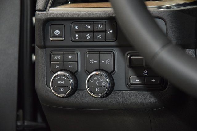 2026 Chevrolet Suburban 4WD 4dr High Country - 22920784 - 35