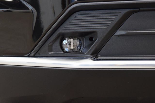 2026 Chevrolet Suburban 4WD 4dr High Country - 22984514 - 13