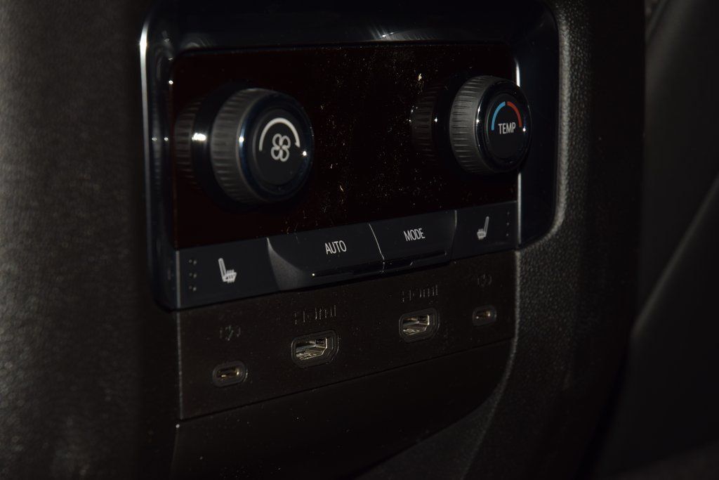 2026 Chevrolet Suburban 4WD 4dr High Country - 22984514 - 42