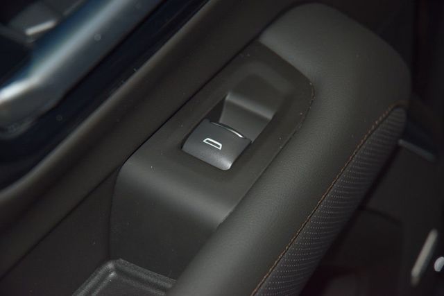 2026 Chevrolet Suburban 4WD 4dr High Country - 22984514 - 46