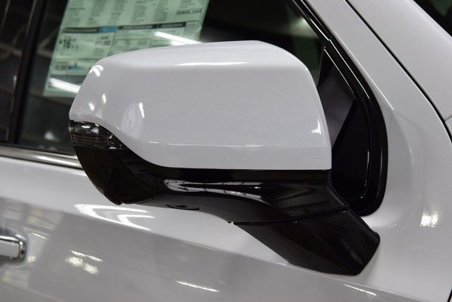 2026 Chevrolet Suburban 4WD 4dr High Country - 22984520 - 17