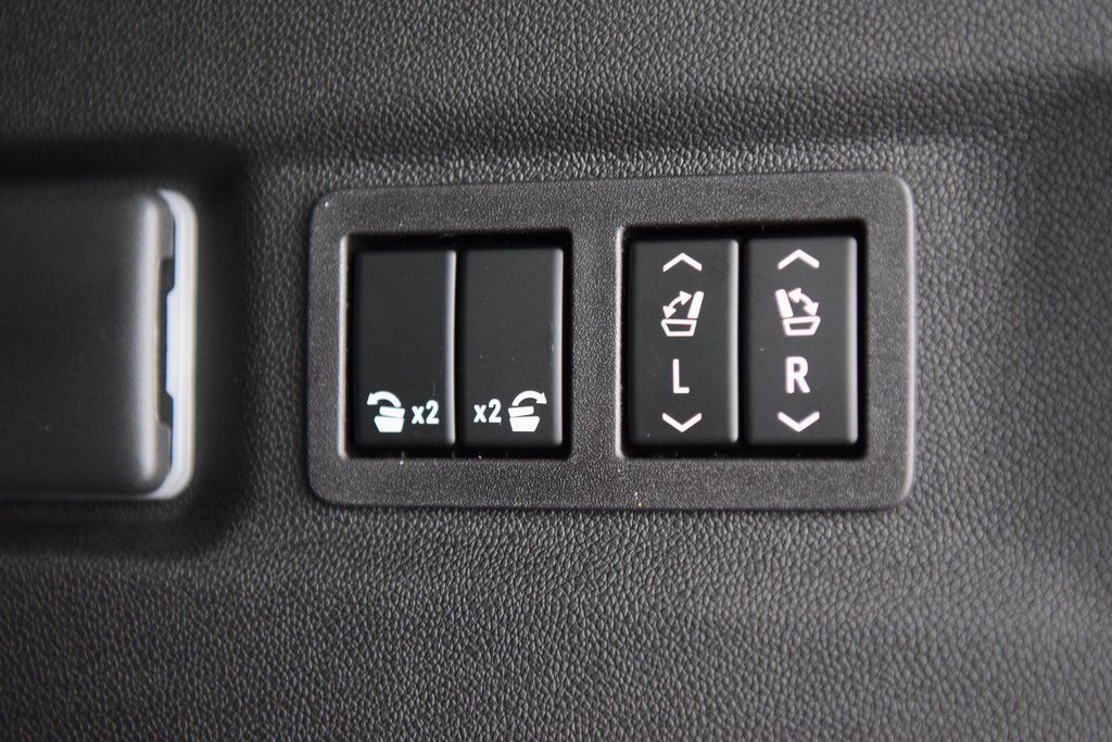 2026 Chevrolet Suburban 4WD 4dr High Country - 22984520 - 23