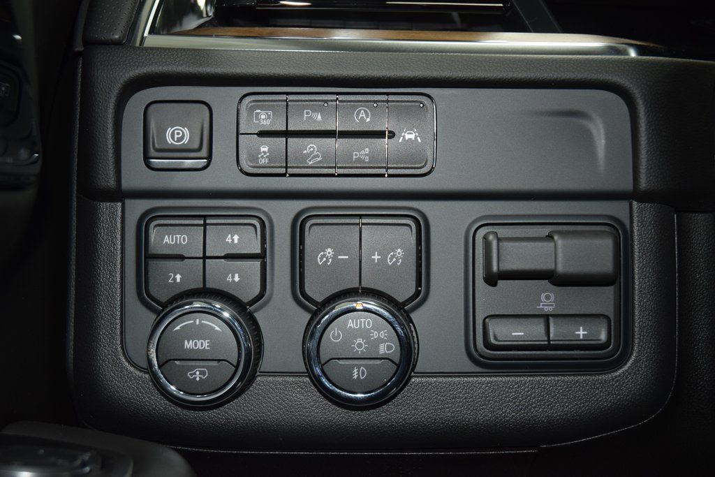 2026 Chevrolet Suburban 4WD 4dr High Country - 22984520 - 34