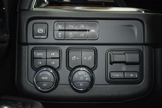 2026 Chevrolet Suburban 4WD 4dr High Country - 22984520 - 34
