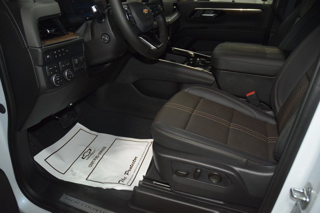 2026 Chevrolet Suburban 4WD 4dr High Country - 22984520 - 38