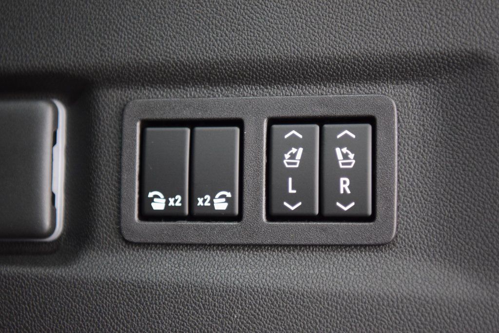 2026 Chevrolet Suburban 4WD 4dr High Country - 22984539 - 23