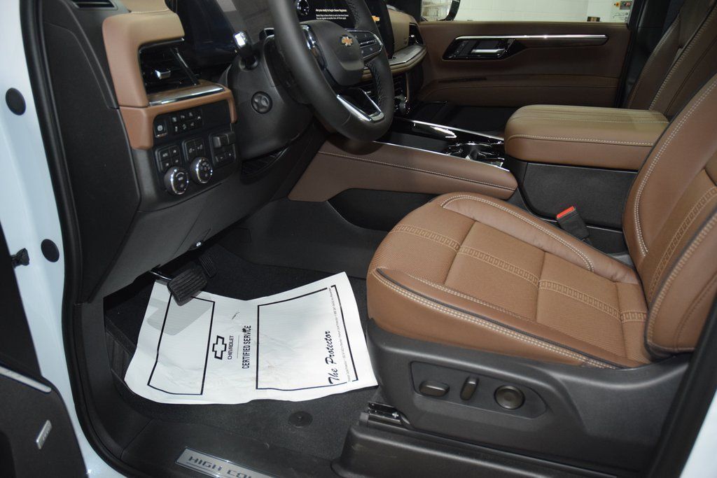 2026 Chevrolet Suburban 4WD 4dr High Country - 22984539 - 38