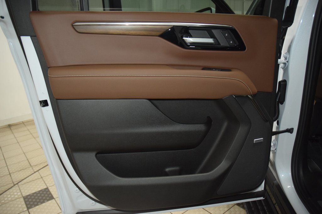 2026 Chevrolet Suburban 4WD 4dr High Country - 22984539 - 45