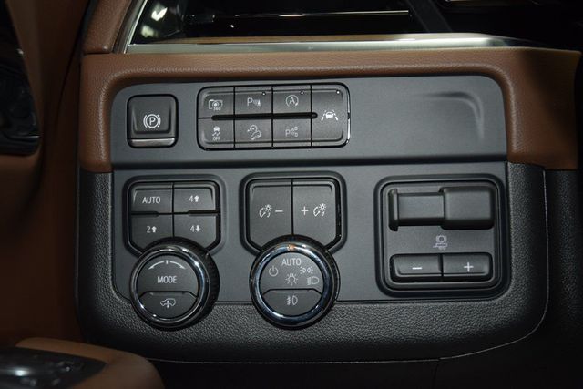 2026 Chevrolet Suburban 4WD 4dr High Country - 22984574 - 34