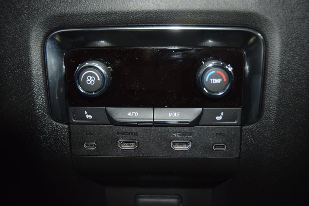 2026 Chevrolet Suburban 4WD 4dr High Country - 22985619 - 43