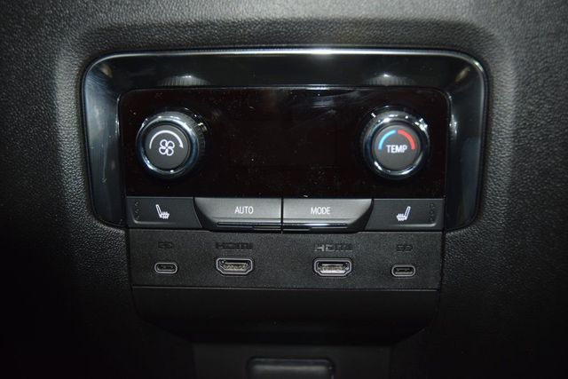 2026 Chevrolet Suburban 4WD 4dr High Country - 22985619 - 43