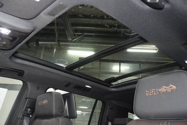 2026 Chevrolet Suburban 4WD 4dr High Country - 22985619 - 51