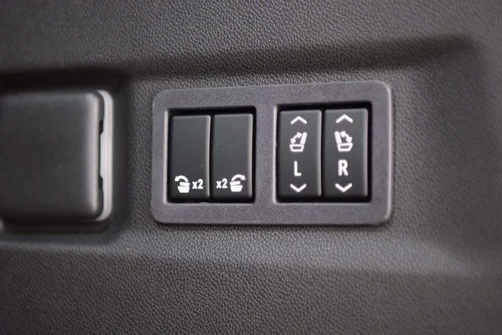 2026 Chevrolet Suburban 4WD 4dr High Country - 22988327 - 23