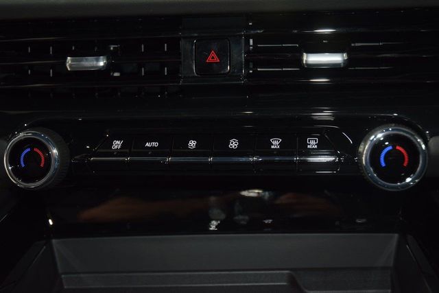 2026 Chevrolet Suburban 4WD 4dr High Country - 22988327 - 32