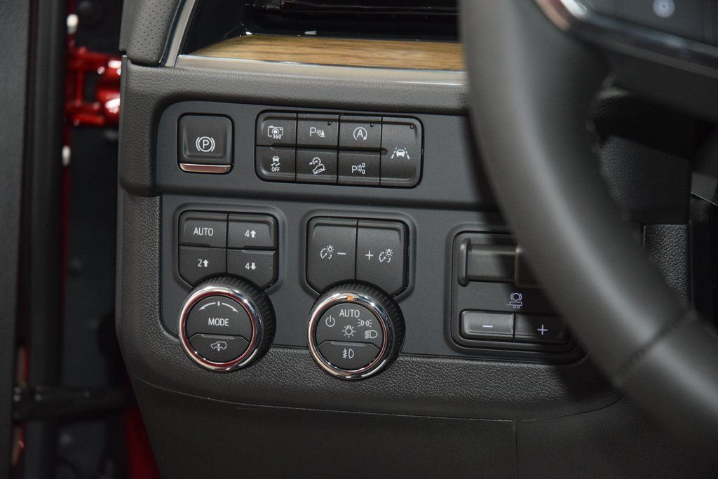 2026 Chevrolet Suburban 4WD 4dr High Country - 22988327 - 34