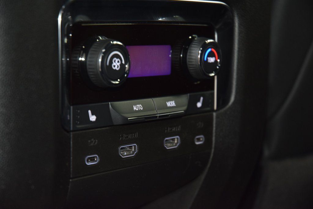 2026 Chevrolet Suburban 4WD 4dr High Country - 22988327 - 42