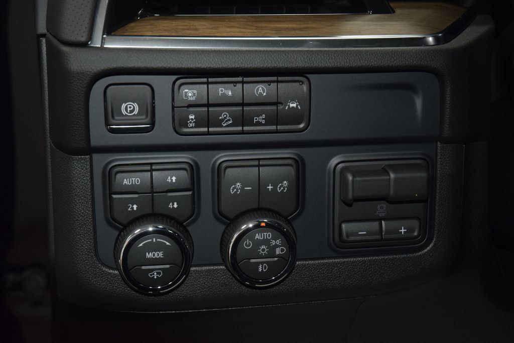 2026 Chevrolet Suburban 4WD 4dr High Country - 23052308 - 34