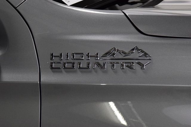 2026 Chevrolet Suburban 4WD 4dr High Country - 23055356 - 15