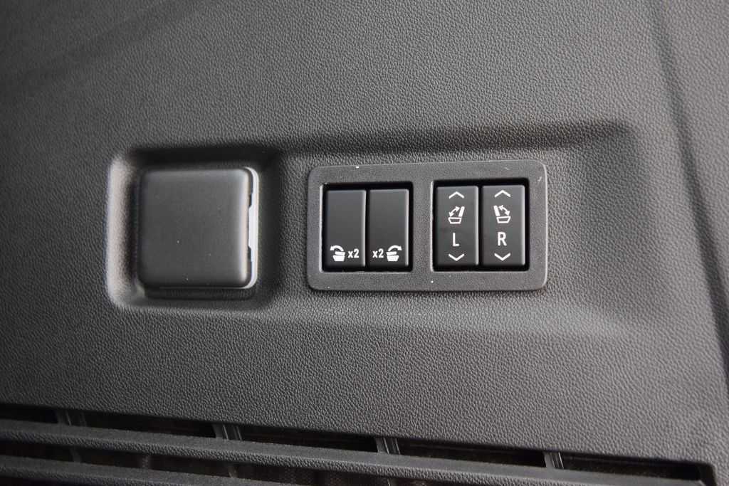 2026 Chevrolet Suburban 4WD 4dr High Country - 23055356 - 25