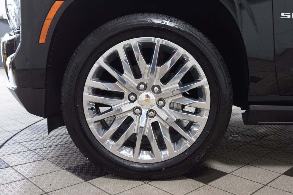 2026 Chevrolet Suburban 4WD 4dr High Country - 23057955 - 30