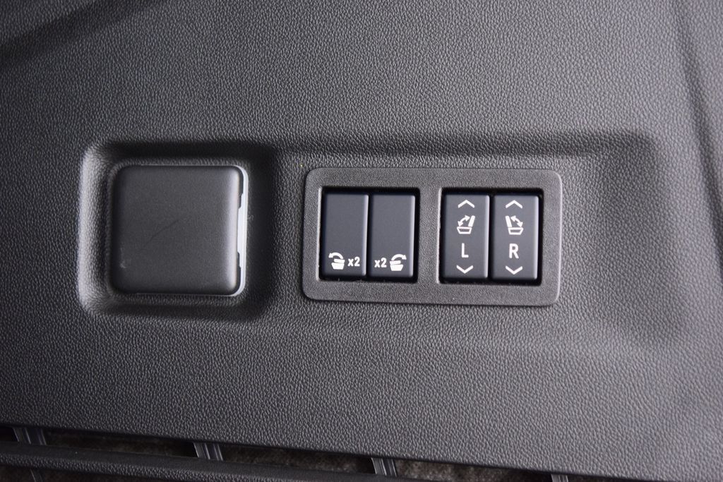2026 Chevrolet Suburban 4WD 4dr High Country - 23060327 - 25
