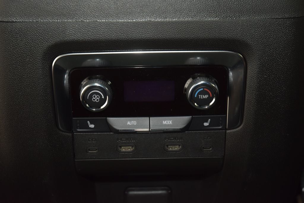 2026 Chevrolet Suburban 4WD 4dr High Country - 23060327 - 44