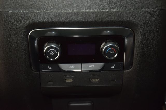 2026 Chevrolet Suburban 4WD 4dr High Country - 23060327 - 44