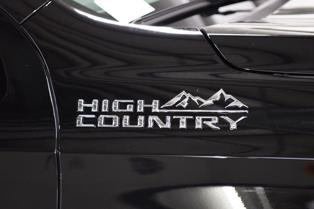 2026 Chevrolet Suburban 4WD 4dr High Country - 23062742 - 15
