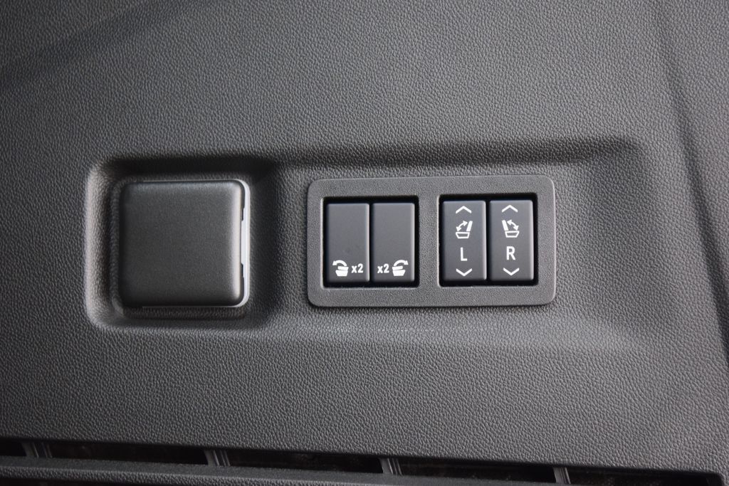 2026 Chevrolet Suburban 4WD 4dr High Country - 23062742 - 25