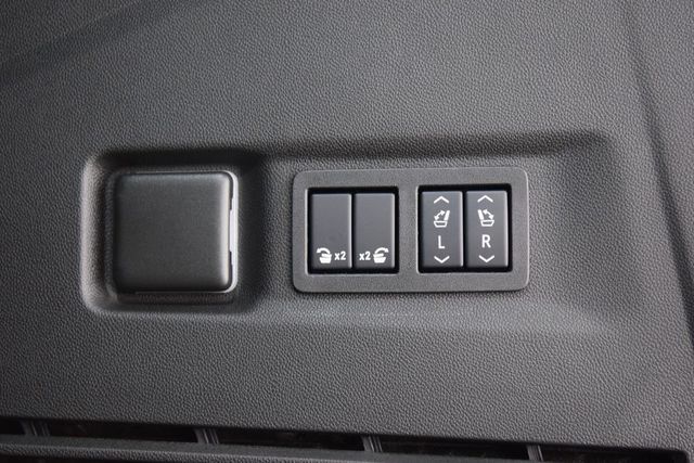 2026 Chevrolet Suburban 4WD 4dr High Country - 23062742 - 25