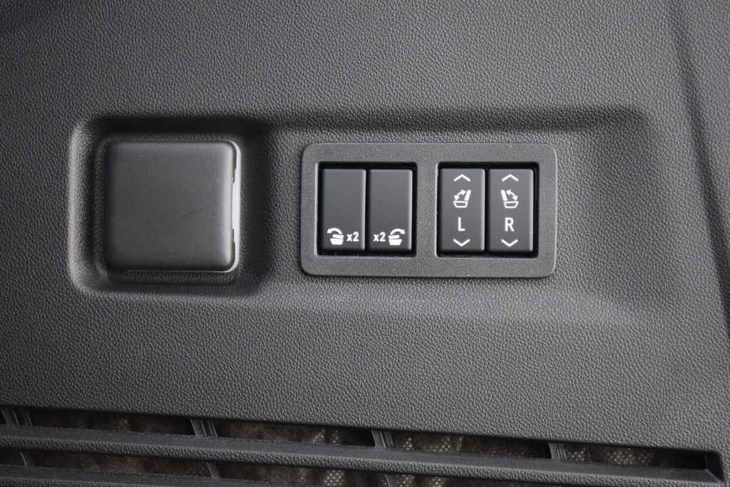 2026 Chevrolet Suburban 4WD 4dr High Country - 23062761 - 25
