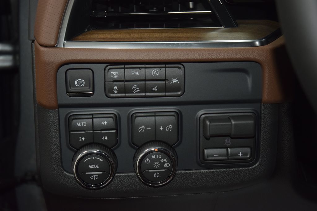 2026 Chevrolet Suburban 4WD 4dr High Country - 23062761 - 35