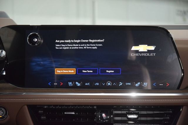 2026 Chevrolet Suburban 4WD 4dr High Country - 23065792 - 32