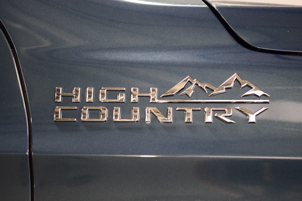 2026 Chevrolet Suburban 4WD 4dr High Country - 23067105 - 15