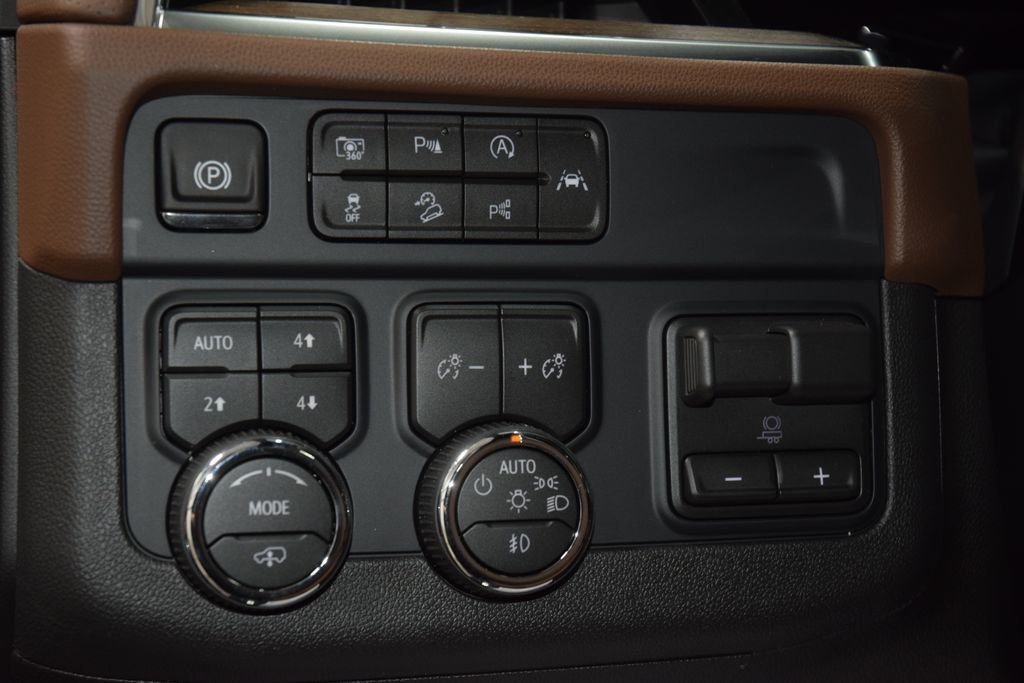 2026 Chevrolet Suburban 4WD 4dr High Country - 23067149 - 35