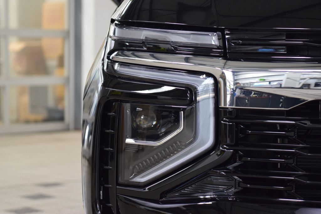 2026 Chevrolet Suburban 4WD 4dr LS - 23065858 - 11