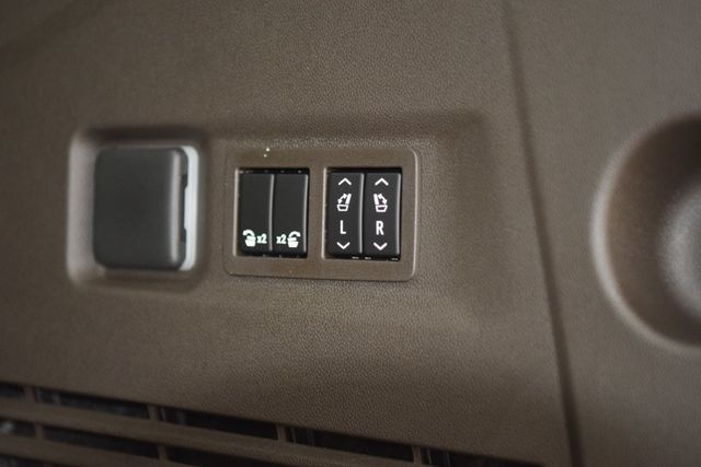 2026 Chevrolet Suburban 4WD 4dr LT - 22984491 - 22