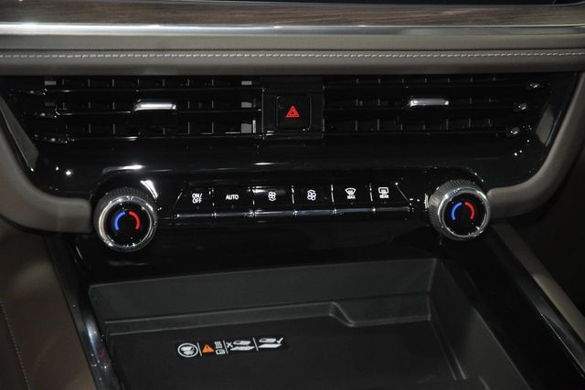 2026 Chevrolet Suburban 4WD 4dr LT - 22984491 - 31