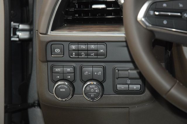 2026 Chevrolet Suburban 4WD 4dr LT - 22984491 - 33