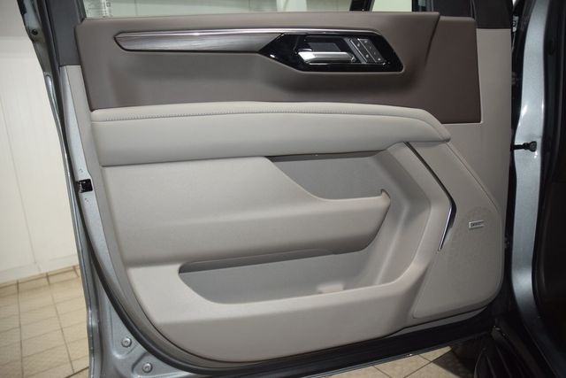 2026 Chevrolet Suburban 4WD 4dr LT - 22984491 - 46