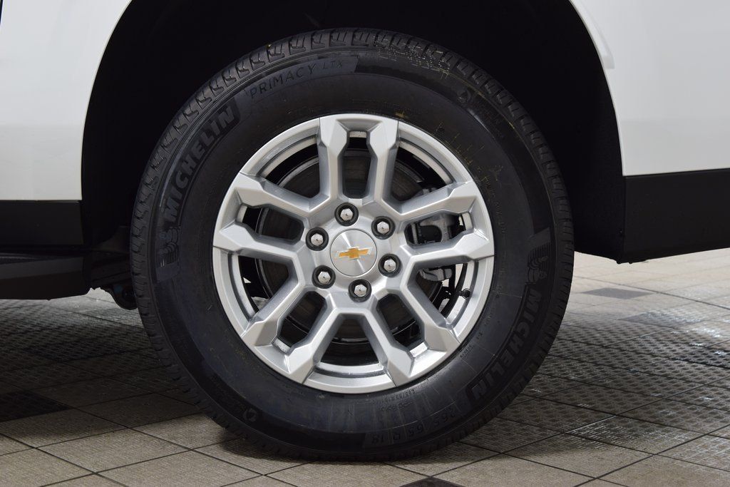 2026 Chevrolet Suburban 4WD 4dr LT - 22984504 - 26