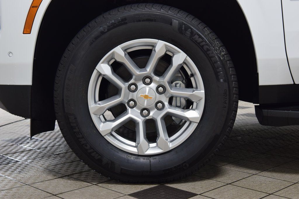 2026 Chevrolet Suburban 4WD 4dr LT - 22984504 - 27