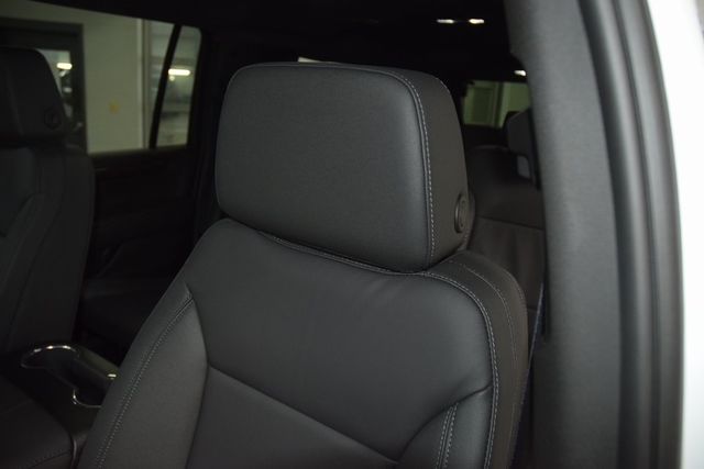 2026 Chevrolet Suburban 4WD 4dr LT - 22984504 - 40